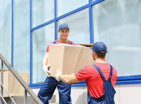 Written complaint details for a moving service issue